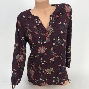 Everleigh Women's Medium‎ Floral Printed Long Sleeve V-Neck Top Blouse Tee